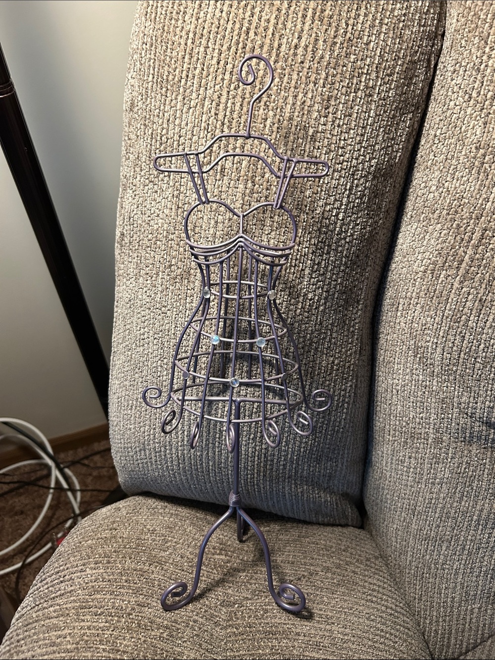Decorative Wire Dress Form Jewelry Stand - Purple